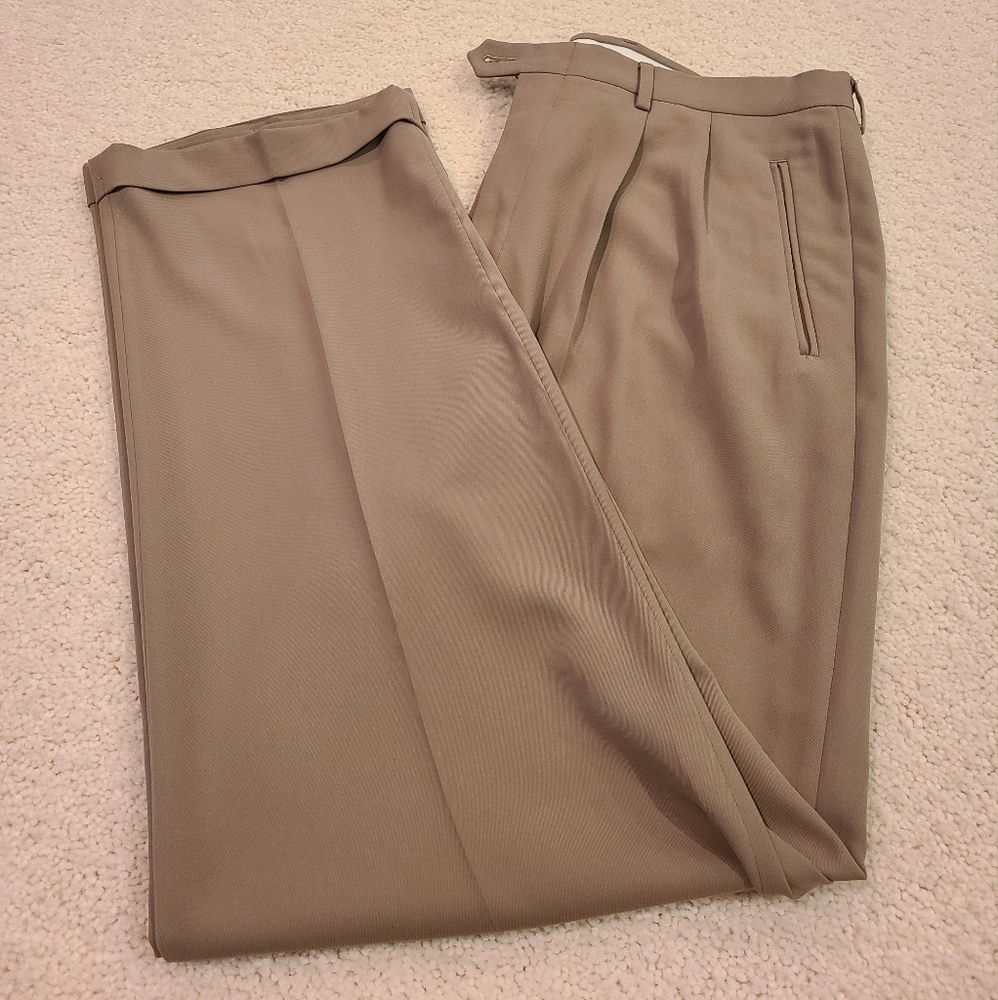 Claiborne Men's Pleated & Cuffed Pants Size 36x32